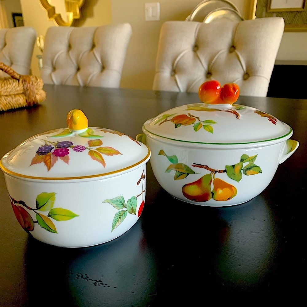 Royal Worcester Eversham 4.5 inch butter tub and 5.5 inch Vale 1.5 qt. Casserole